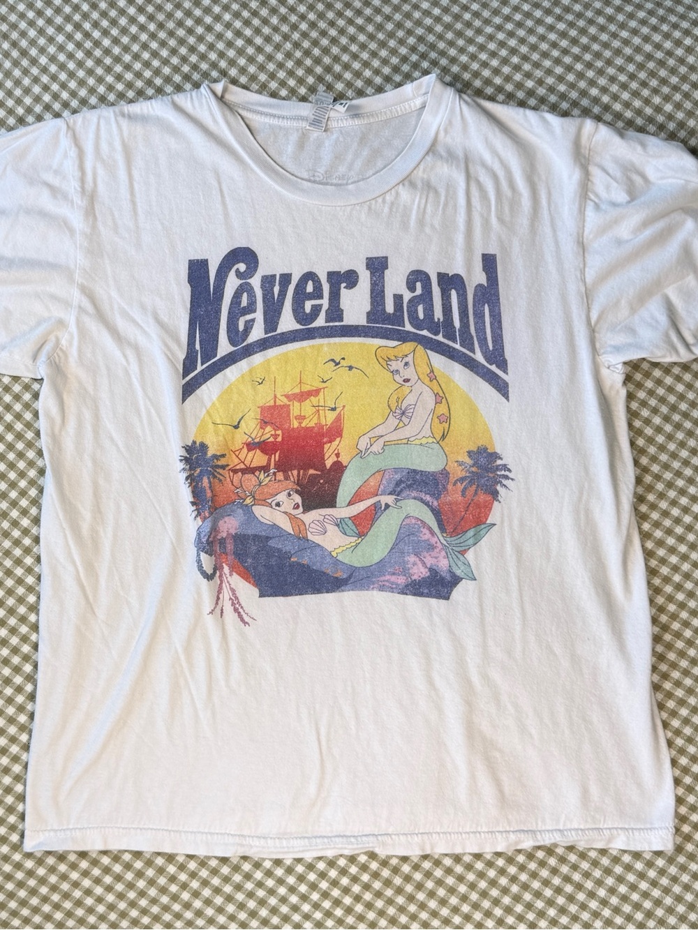 NeverLand White Graphic Short Sleeve Tee